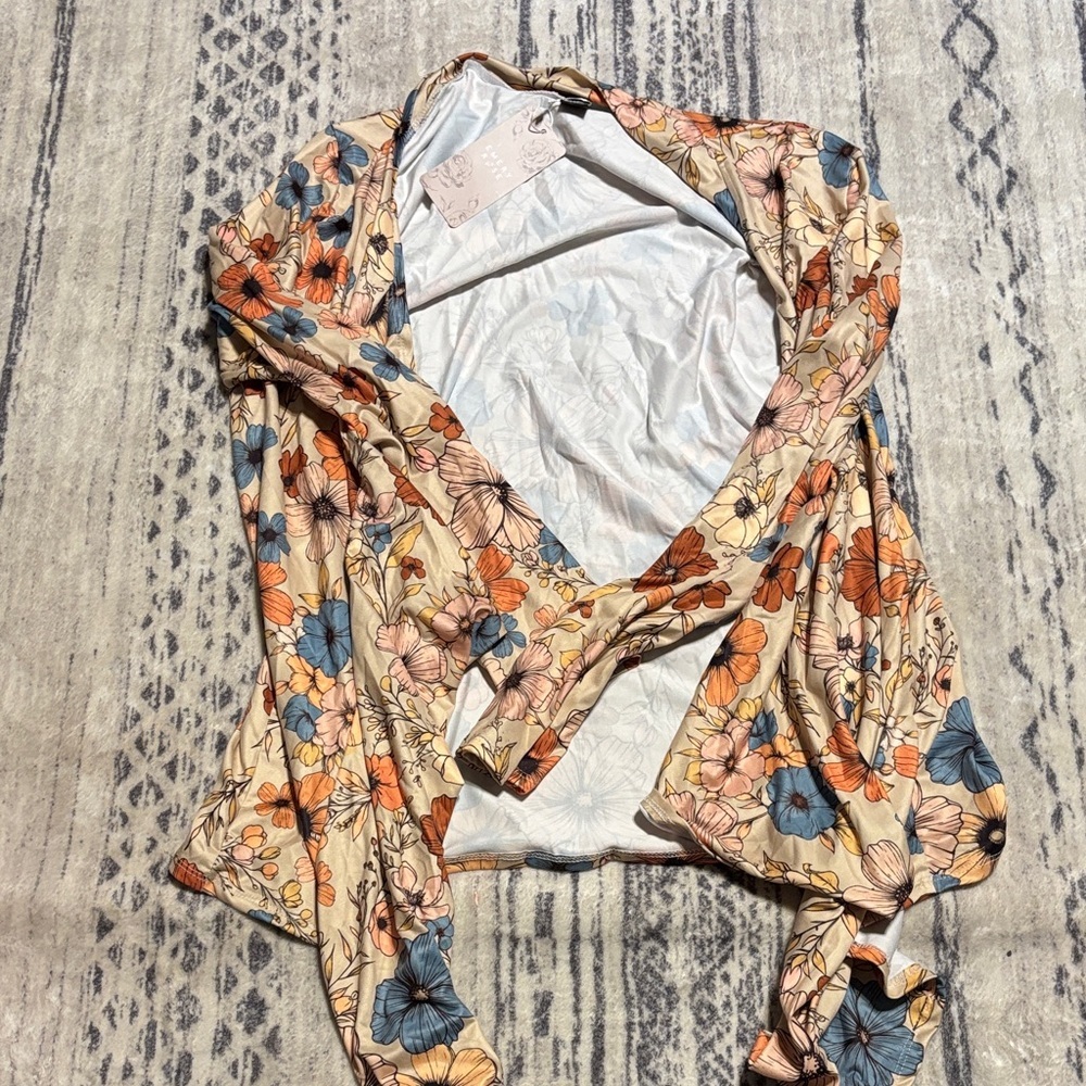 Emery Rose Floral long sleeve Cardigan size 1XL